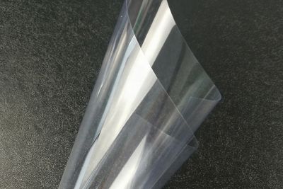 Tấm Nhựa Dẻo PET Dày Bao Nhiêu Là Phù Hợp Nhất?